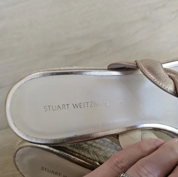Stuart Weitzman Twist Espadrille Wedge Sandals Rose Gold, Size 9.5 - Picture 6 of 9